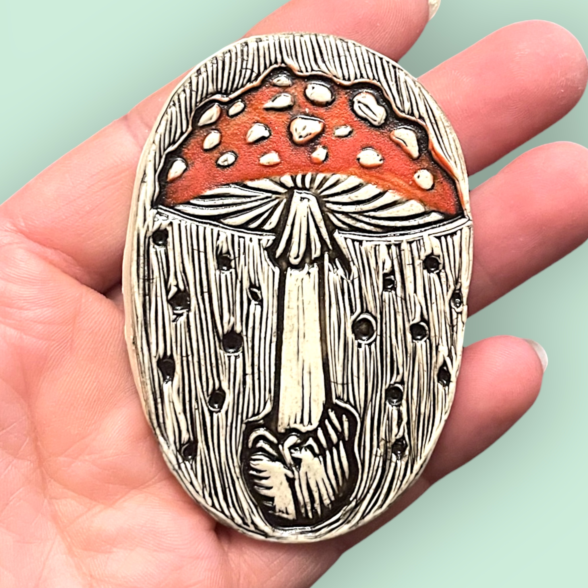 Amanita Magnet - Image 2